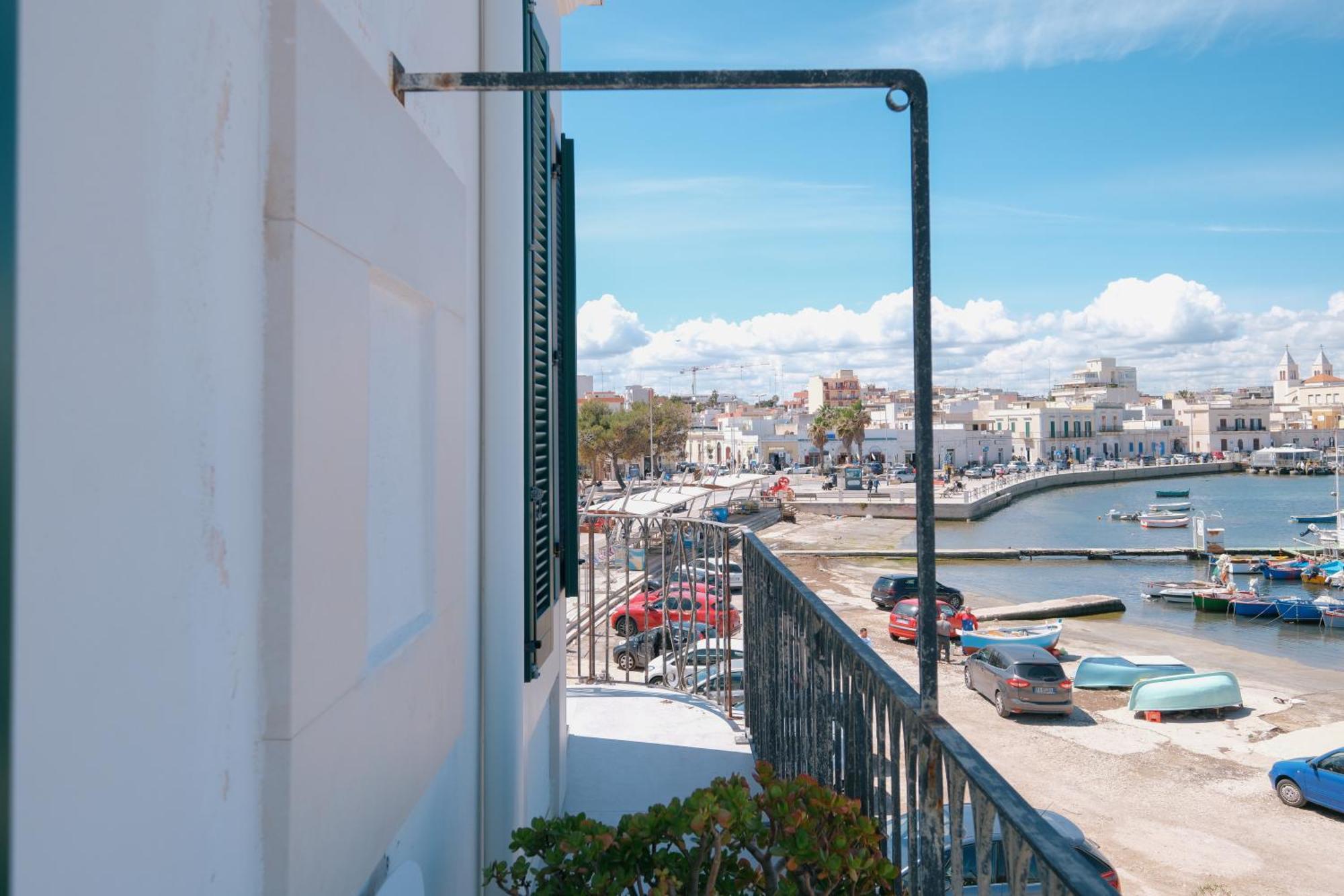 La Finestrella Hotel บารี ภายนอก รูปภาพ